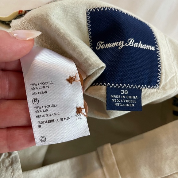 Tommy Bahama lightweight shorts - Picture 3 of 4